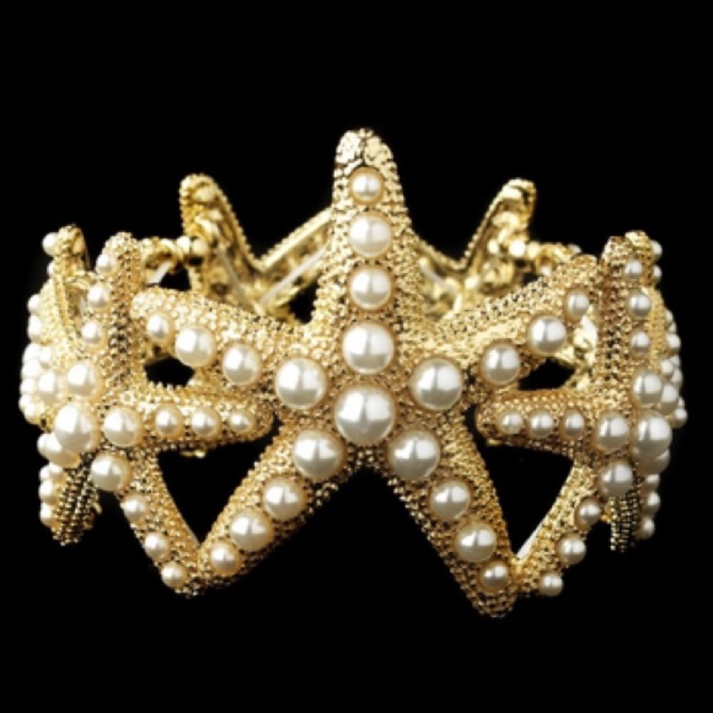 Gold and Pearl Starfish Bracelet- NWT